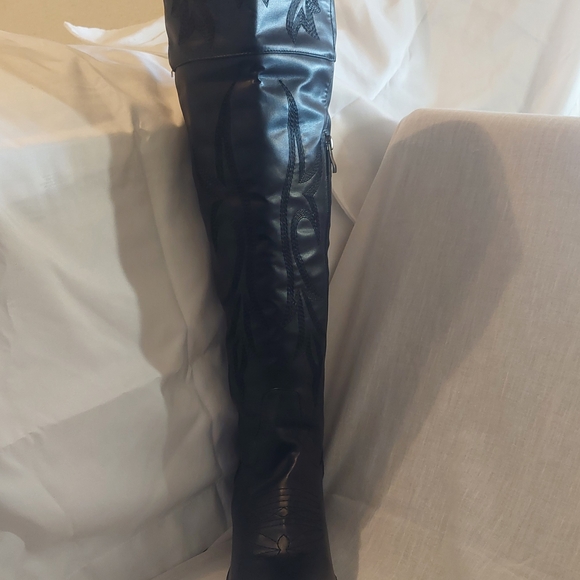 Black Western Knee-High Boots - Picture 2 of 8